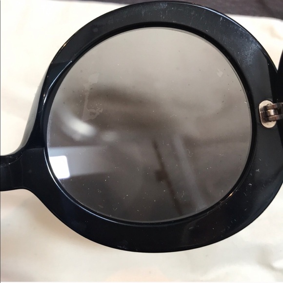 🛍🛍 FINAL MOVING SALE Prada Baroque - Picture 4 of 6